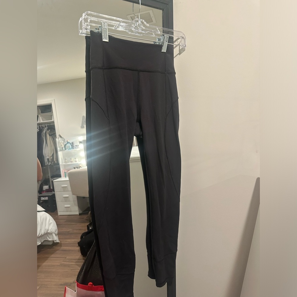 Black lululemon leggings